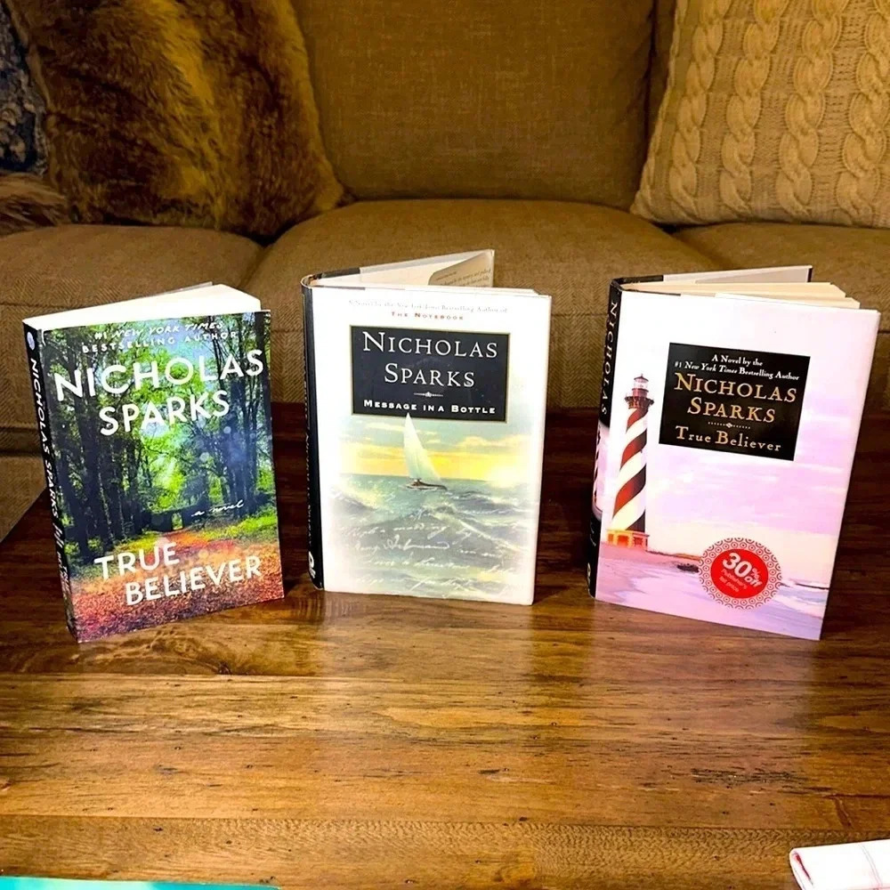 4 Nicholas Sparks Best Selling Author Bundle of 4 Books (2 Hardback 2 Softcover)